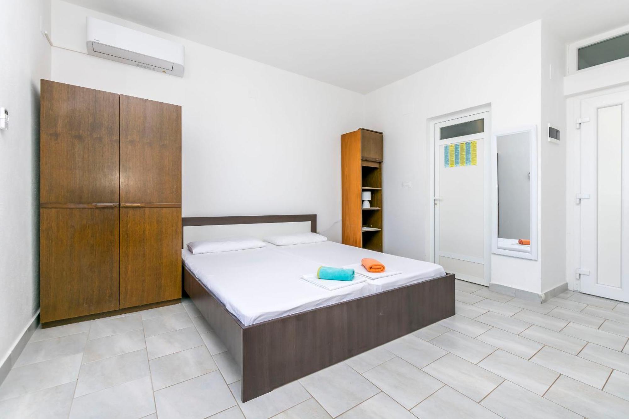 Apartments Barica Primosten Ngoại thất bức ảnh